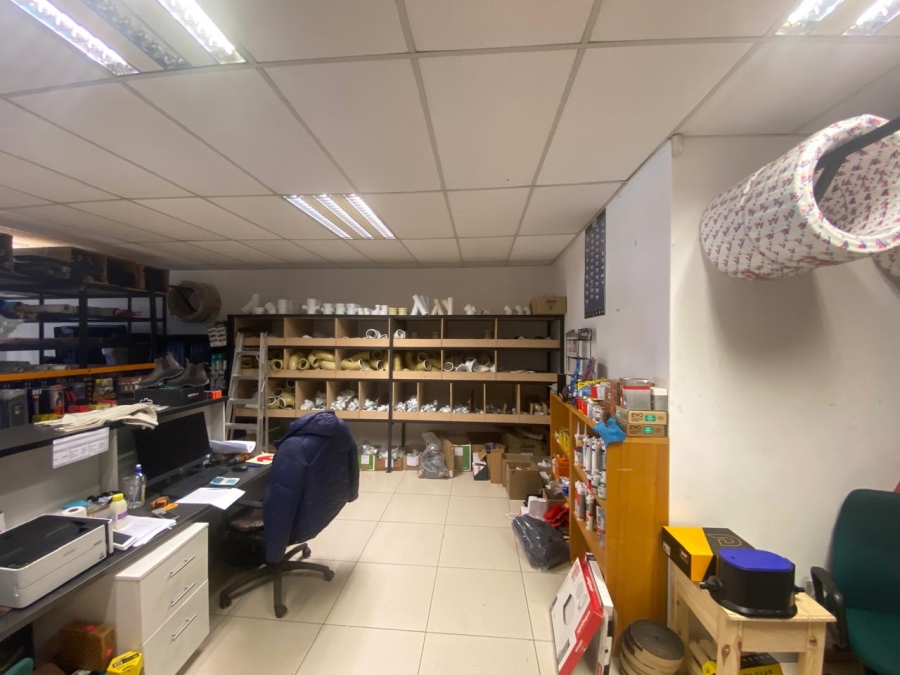 To Let commercial Property for Rent in Brackenfell Central Western Cape